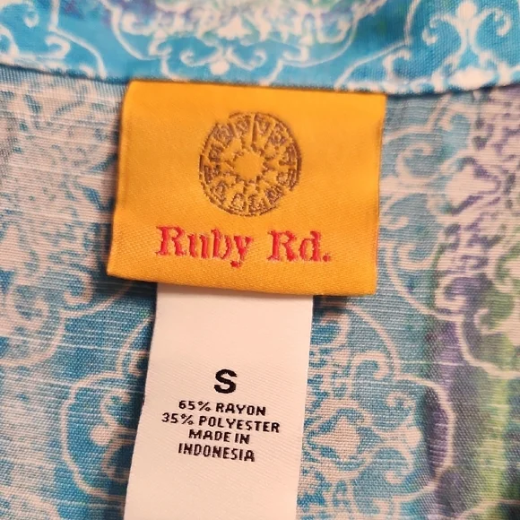 RUBY ROAD Blue and Green Blouse with Elegant Design NWT - Picture 4 of 10